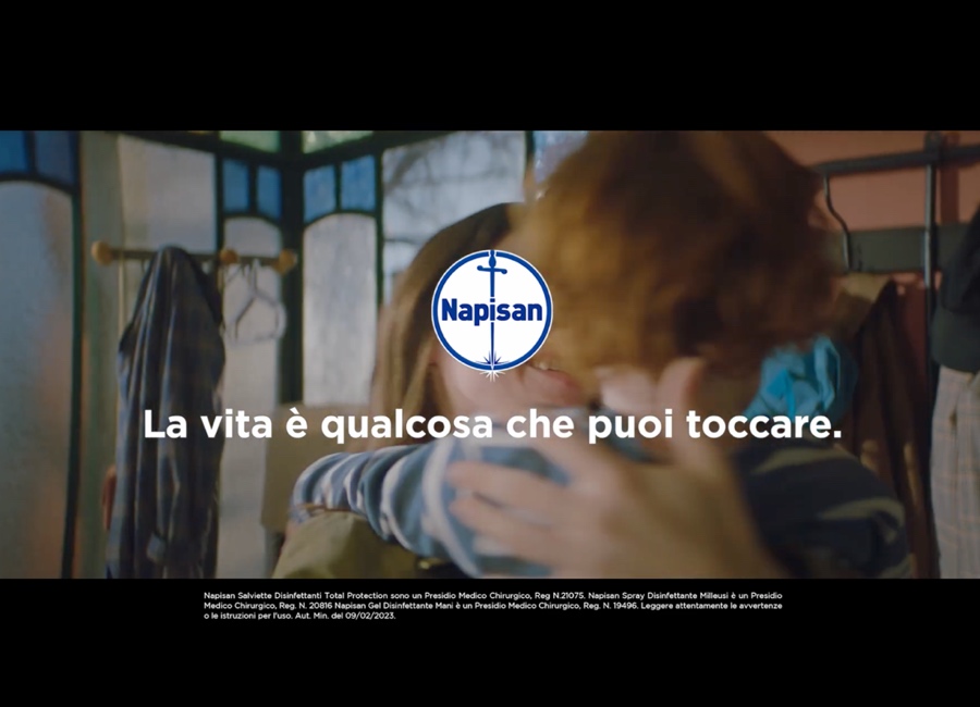La nuova campagna Tv di Napisan: La vita è qualcosa che puoi toccare - HC  Home Care